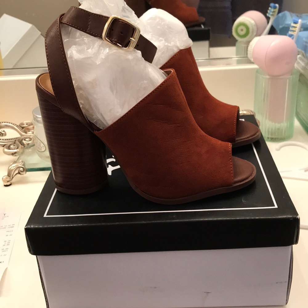 Whiskey Suede Heel